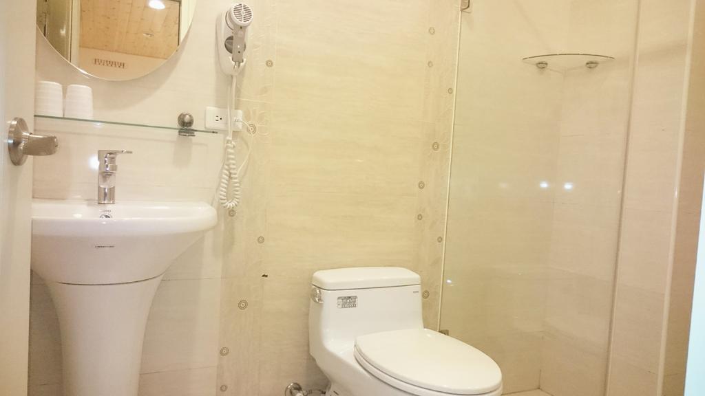 Sun Moon Lake Crystal B&B Nantou Exteriör bild